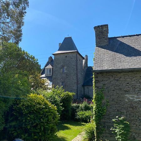 Manoir Des Bords De Rance Bed & Breakfast Plouër-sur-Rance Екстериор снимка