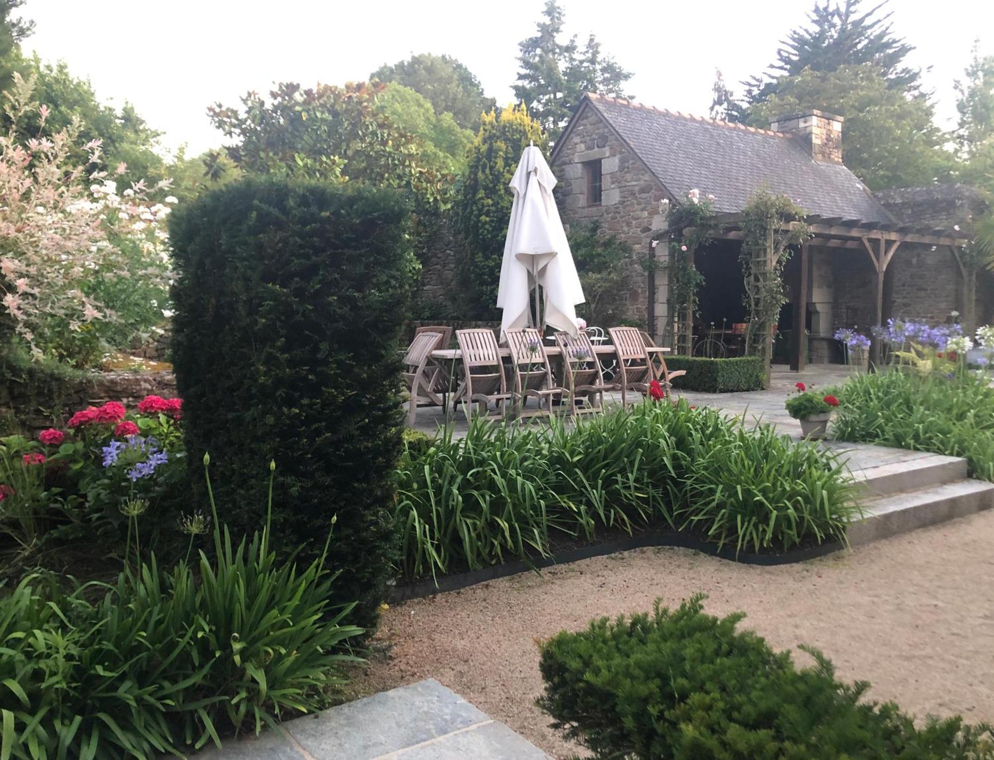 Manoir Des Bords De Rance Bed & Breakfast Plouër-sur-Rance Екстериор снимка